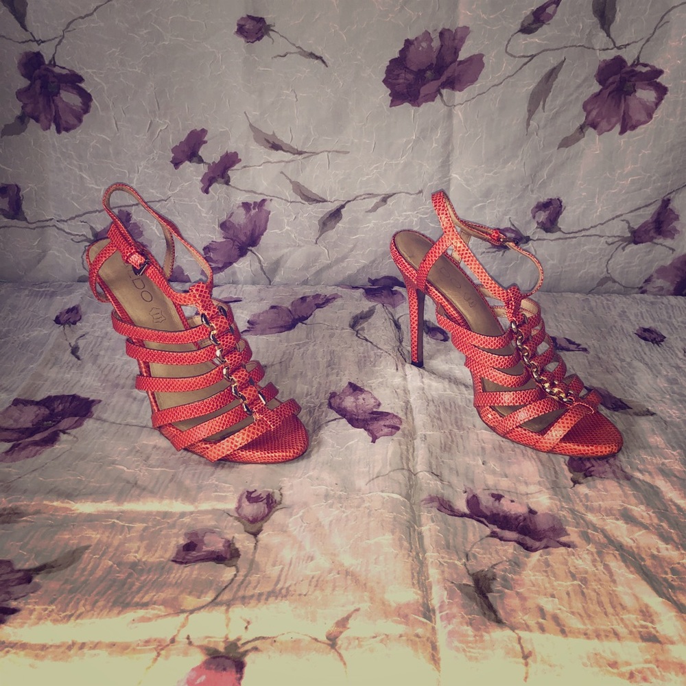 Sandal